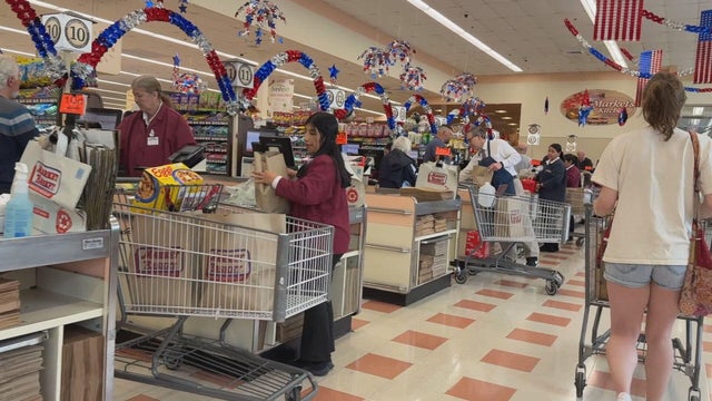 market-basket-meeting-530p-fri-vo-transfer-frame-646.jpg 