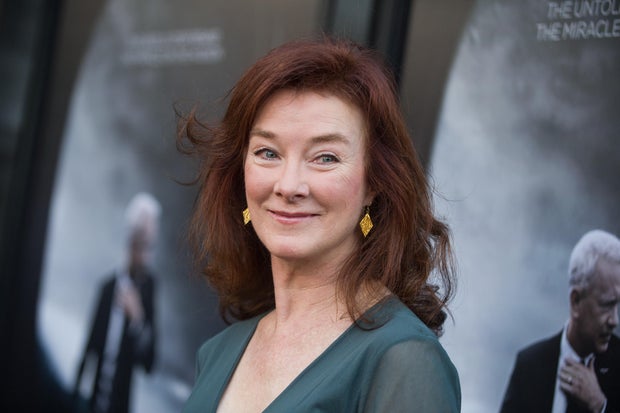 Triagem das fotos de Warner Bros ' "Sulley" - tapete vermelho