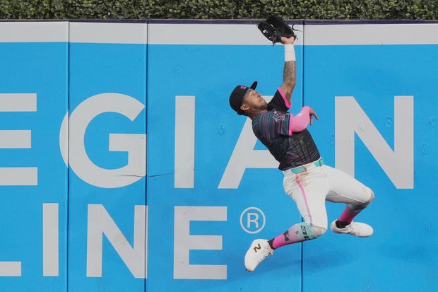 Giants Marlins Baseball 