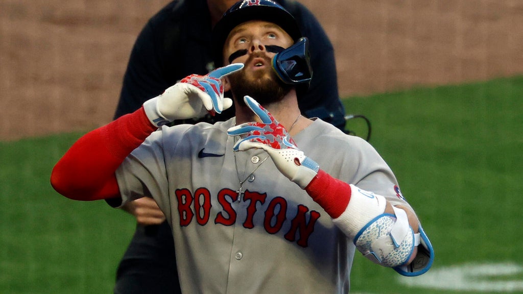 Story's go-ahead homer helps Red Sox snap 5-game skid in 5-1 win over Braves
