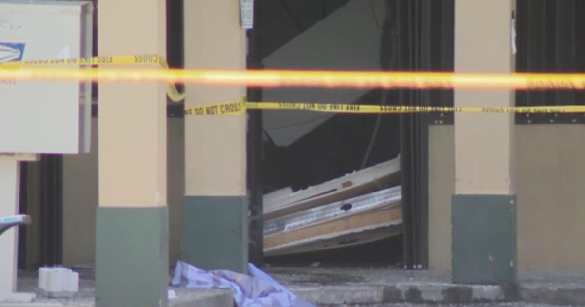 Business owner, attorney demand answers from gas company working before Florida City explosion Business owner, attorney demand answers from gas company working before Florida City explosion