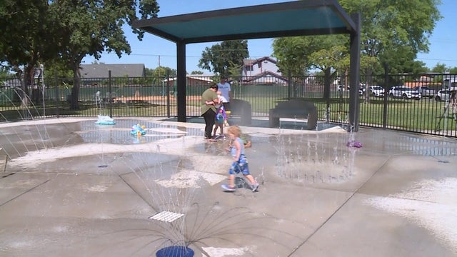 5pm-pkg-mama-marks-splash-pad-open-sharp.jpg 
