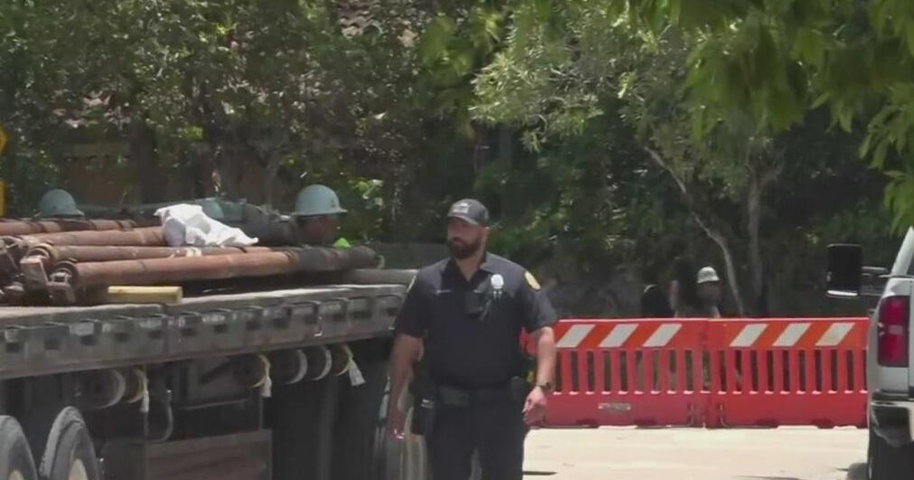 Coconut Grove Playhouse vandalized – CBS Miami