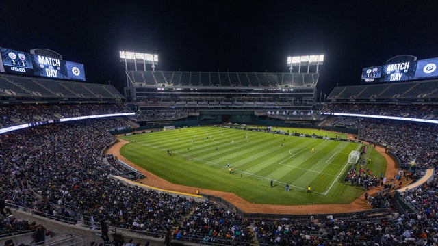 oakland-roots-sc-2206460791.jpg 