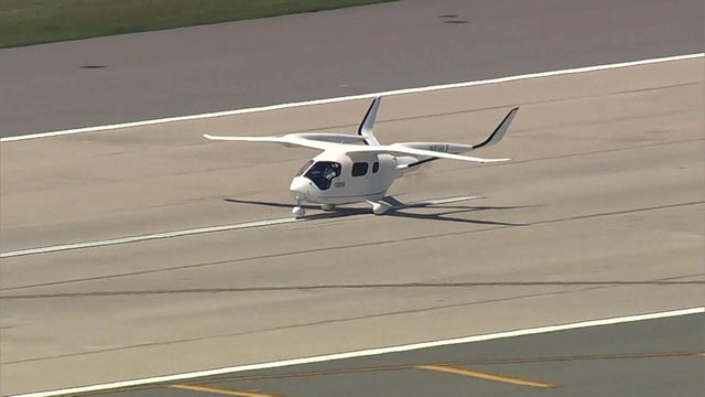 An all-electric aircraft lands at JFK Airport 
