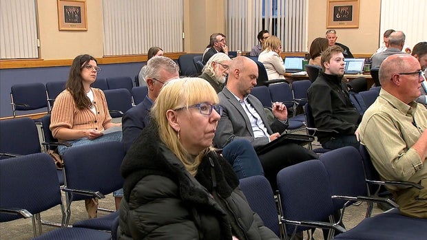 meeting.jpg 