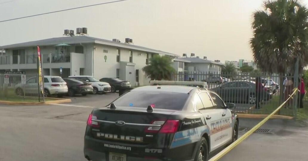 2 teens injured in shooting at Lauderhill apartment complex, police say