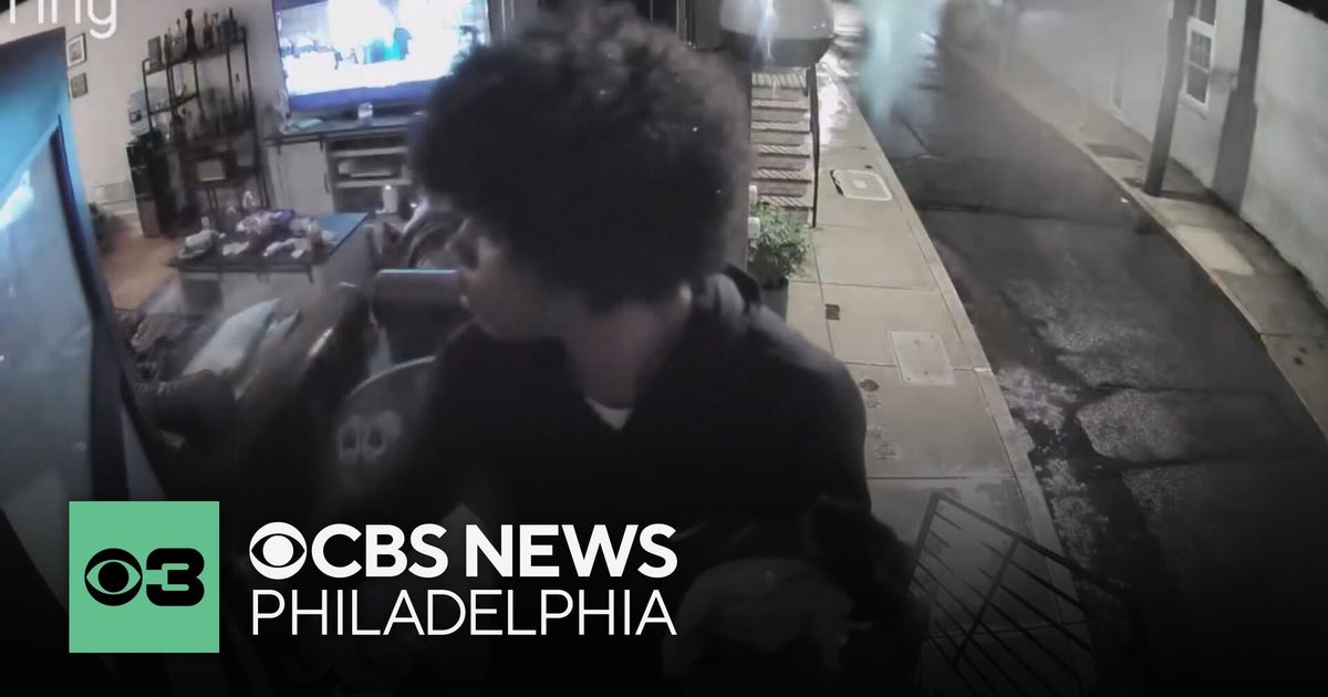 Suspect wanted for burglary at Center City home in Philadelphia - CBS ...