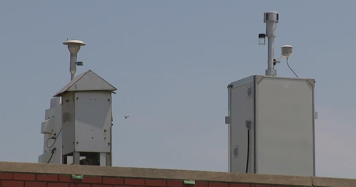 How air quality is monitored as Canadian wildfire smoke occupy Chicago 