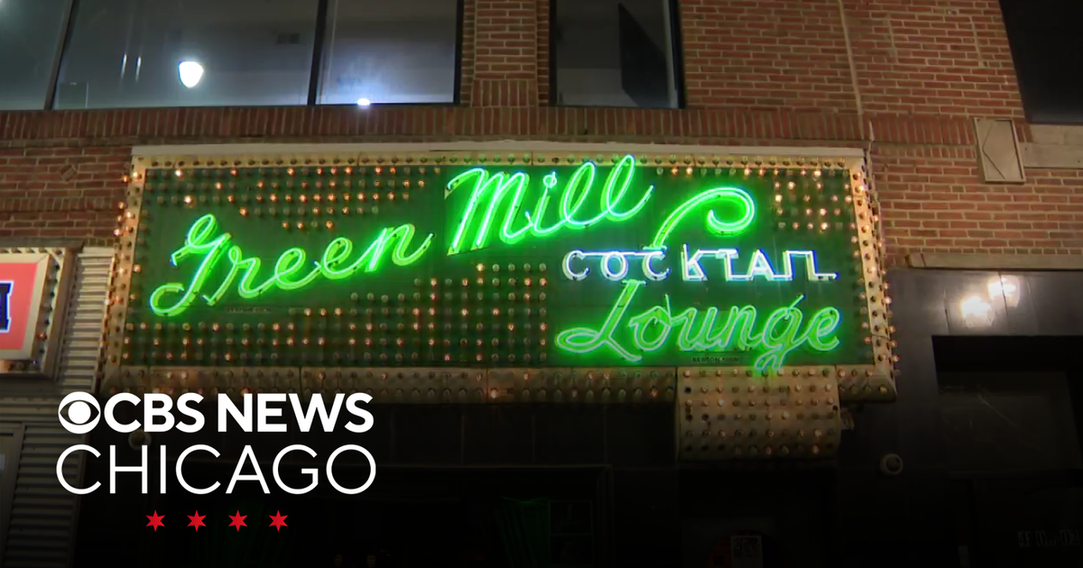 Uptown building that houses Chicago's iconic Green Mill is for sale ...