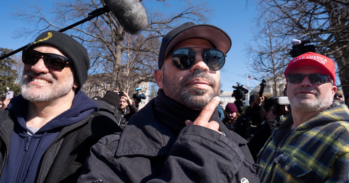 Enrique Tarrio and 4 Proud Boys sue DOJ over Jan. 6 prosecutions 