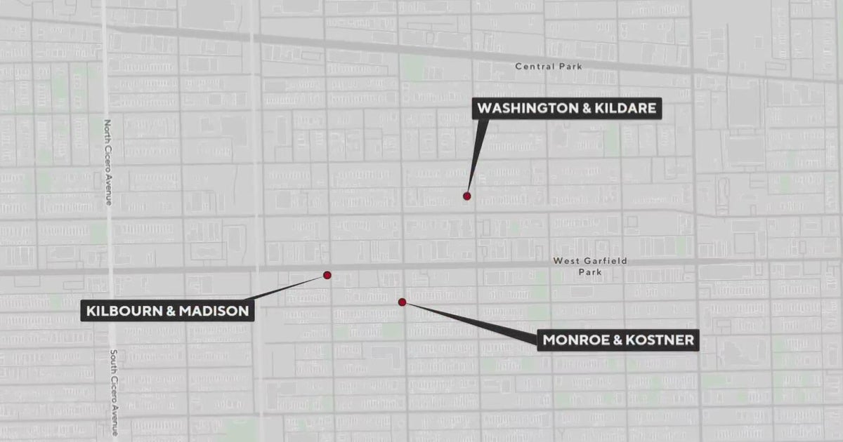 Chicago police seek man wanted in 3 West Side armed robberies 