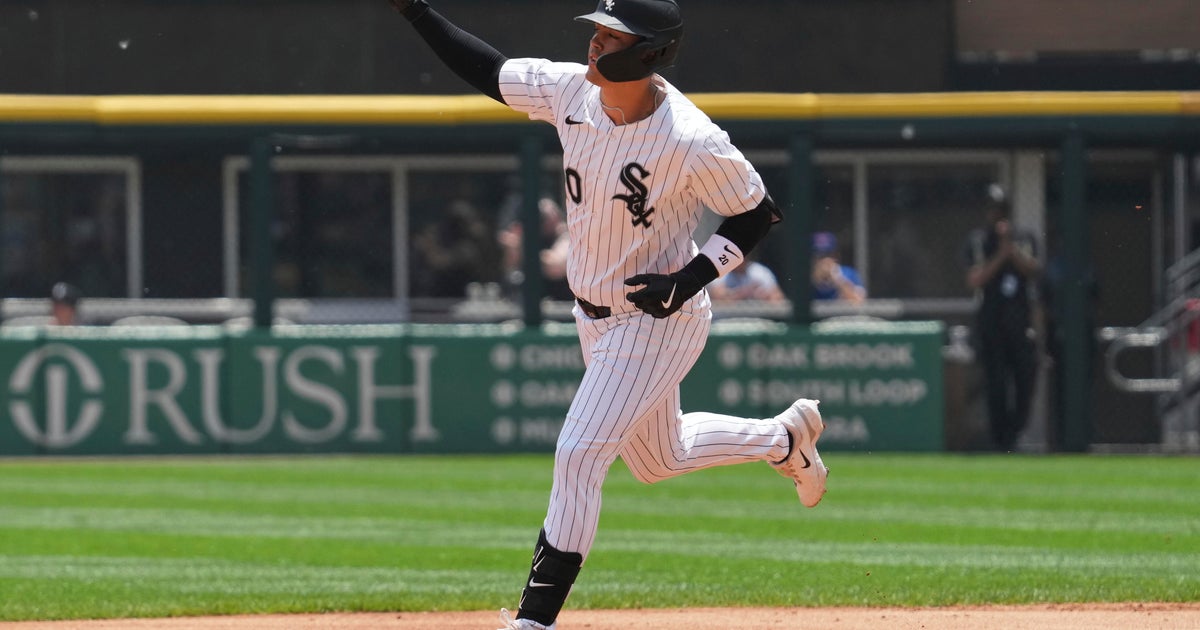 White Sox fall 7-5 to Royals after seventh inning, tie-breaking double 