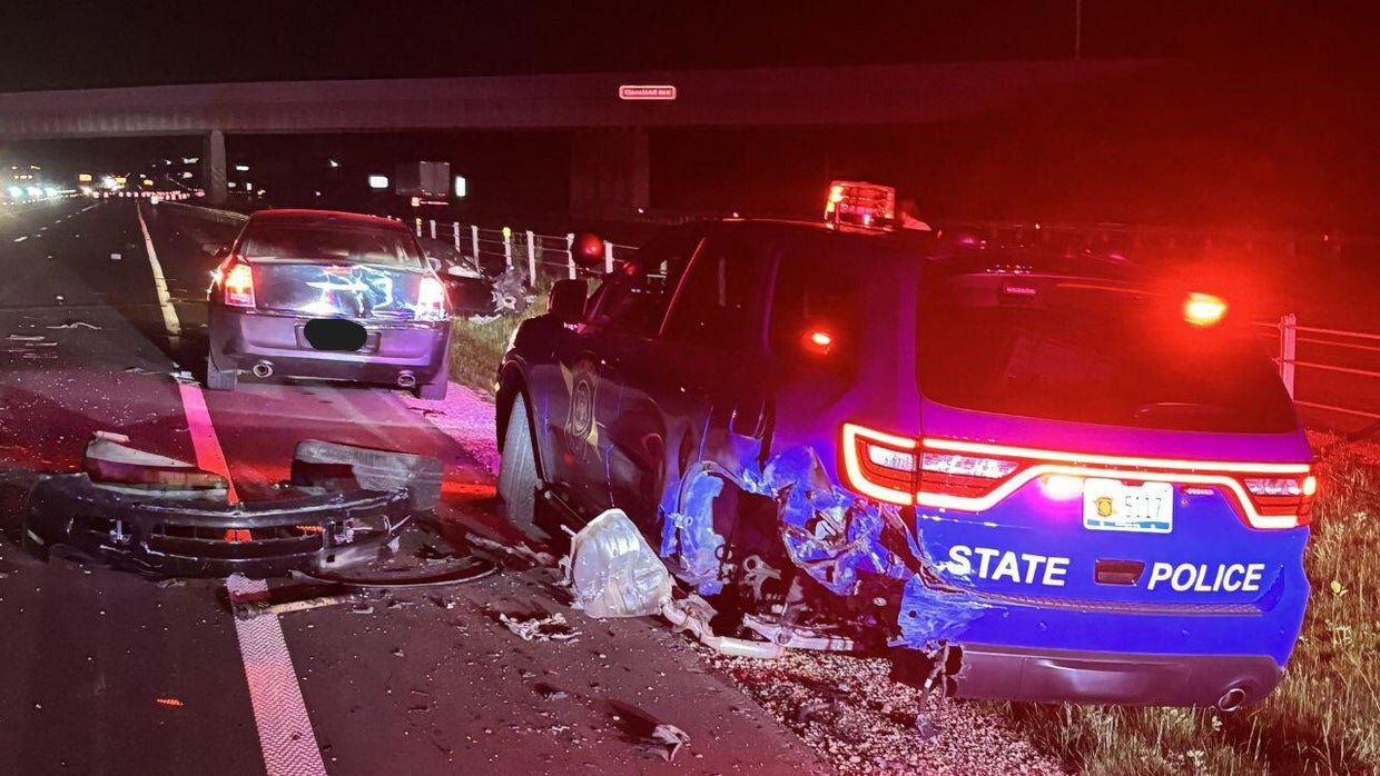 Video shows Missouri driver crashing into Michigan State Police cruiser ...