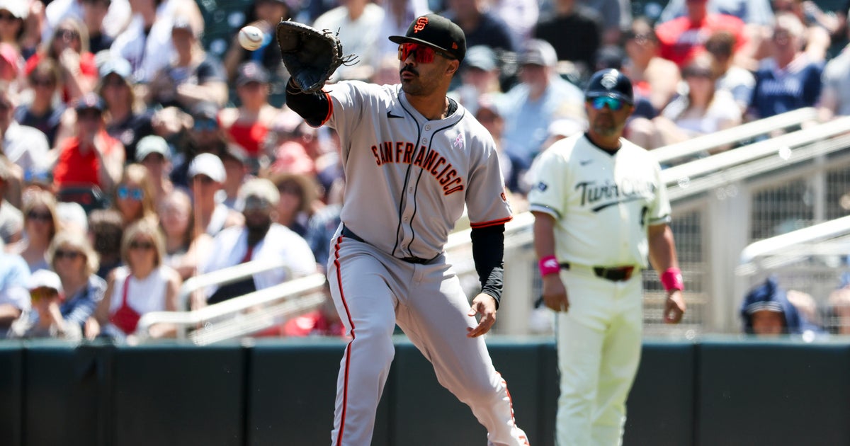 Giants trade struggling 1B/OF LaMonte Wade Jr. and cash to Angels 