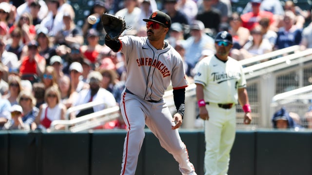 Giants Twins Baseball 
