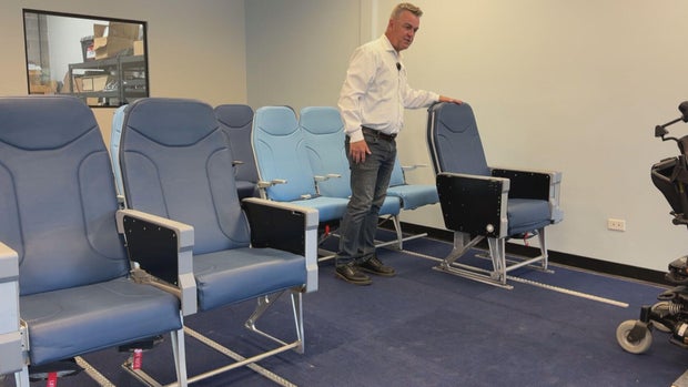 accessible-airline-seats-10pkg-transfer-frame-1830.jpg 