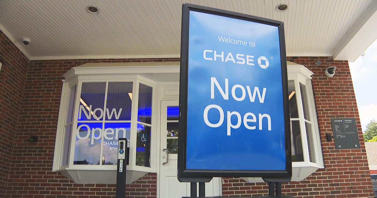 Why are banks opening so many new branches in Massachusetts? 
