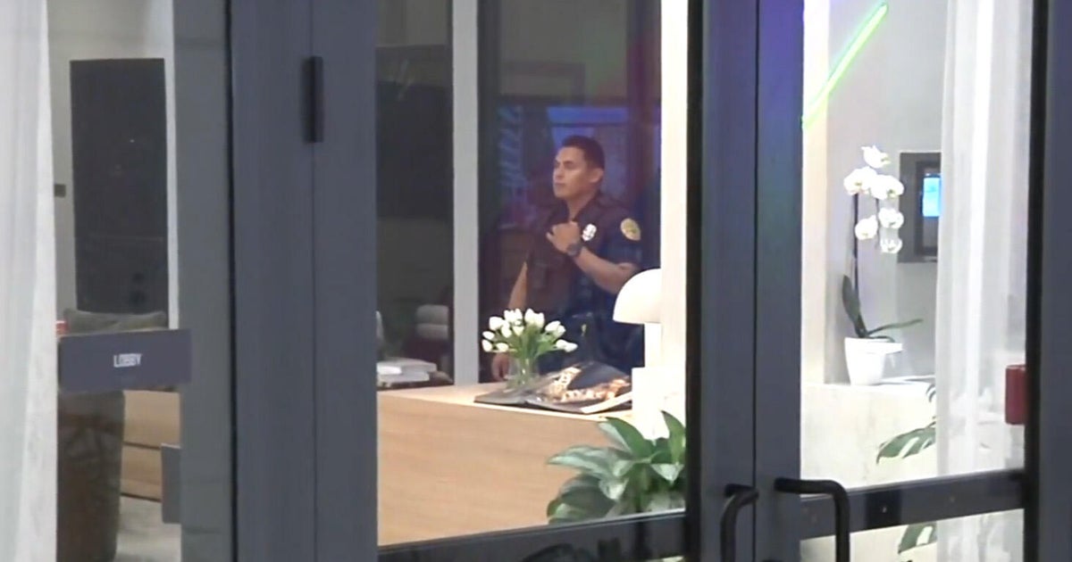 2 men shot, third hit in the head, at Wynwood high-rise, police say 2 men shot, third hit in the head, at Wynwood high-rise, police say