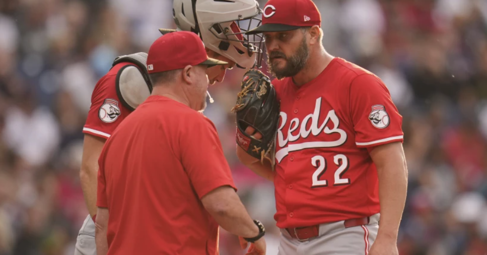 Reds pitcher accused in court documents of being drug supplier for late Tyler Skaggs 