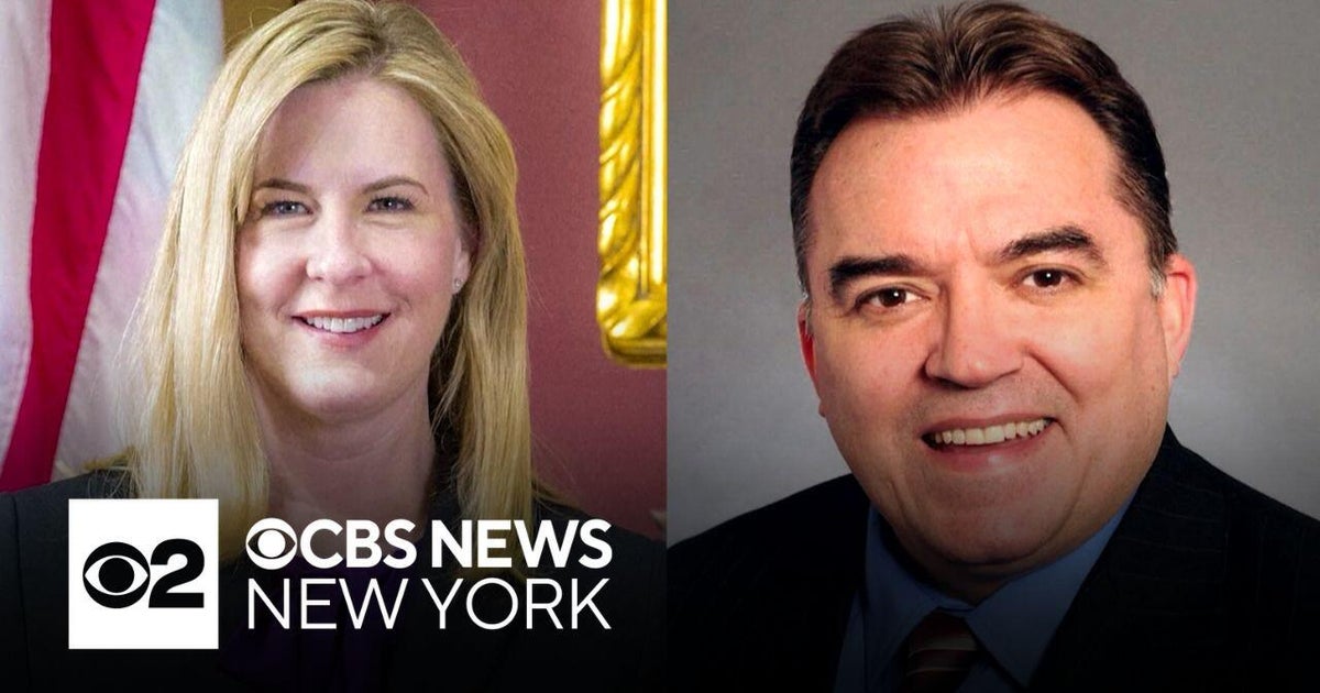 Manhunt underway after 2 Minnesota lawmakers shot, 1 killed - CBS New York