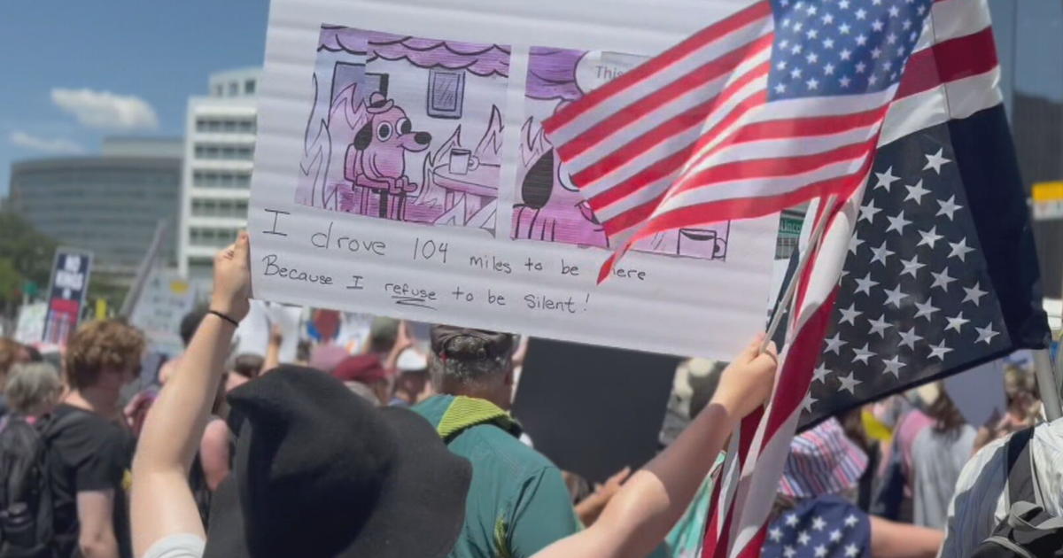 Thousands descend on downtown Denver for "No Kings" rally 