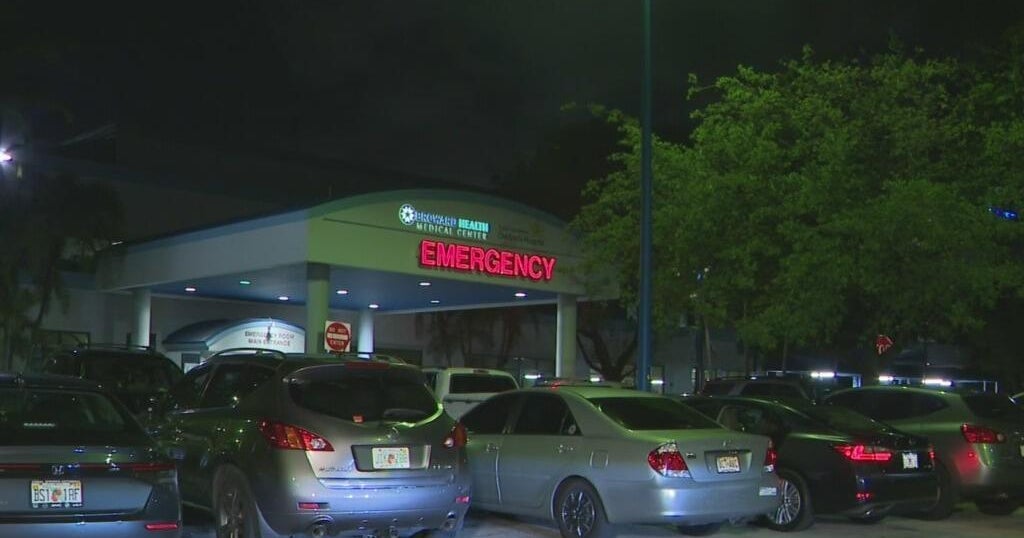 Father drowns after trying to save daughters off Fort Lauderdale beach