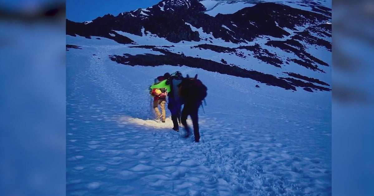 Alpine rescue team recounts emergency rescue of hiker struck by lightning 