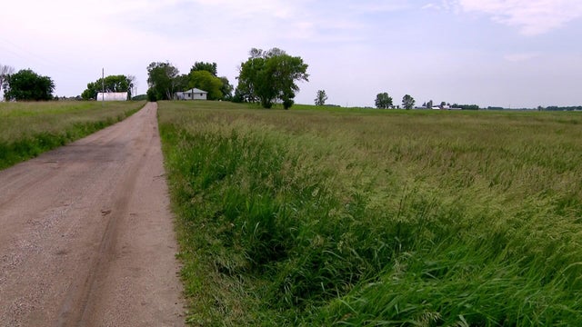 4p-ll-pkg-green-isle-neighbors-wcco81o6.jpg 