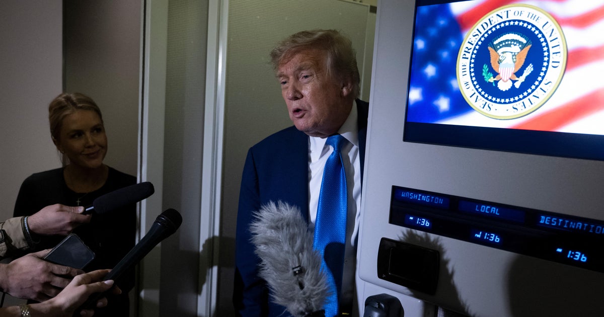 Trump, İran nükleer yerlerinin grevlerine İsrail'e katılıyor