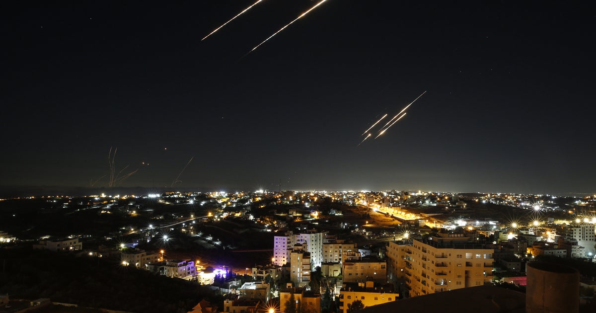 İran bizi İsrail grevlerine katılmamızın “tüm savaş” riski taşıyacağı konusunda uyarıyor