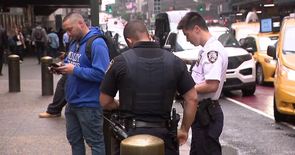 2 stabbed in Grand Central Terminal 