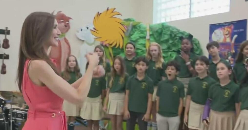 Never too late: Lissette Gonzalez tries her hand at being a music teacher