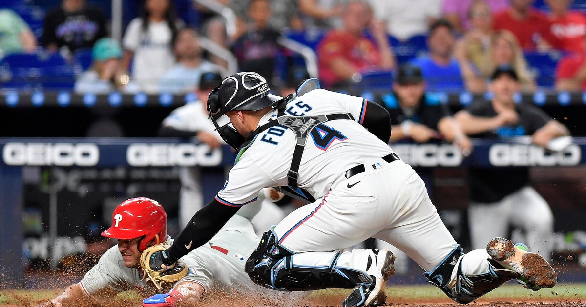 Phillies edge Marlins 2-1 to take three of four in series Phillies edge Marlins 2-1 to take three of four in series