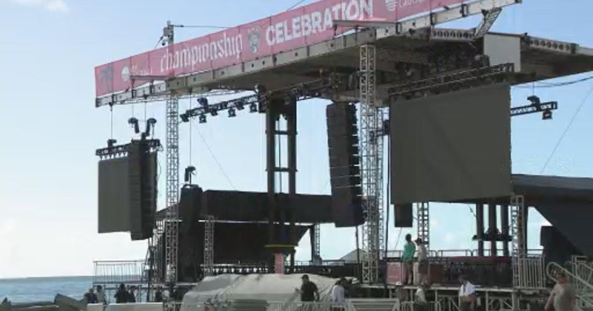 Local businesses, fans make final preparations for Florida Panthers’ championship parade and celebration