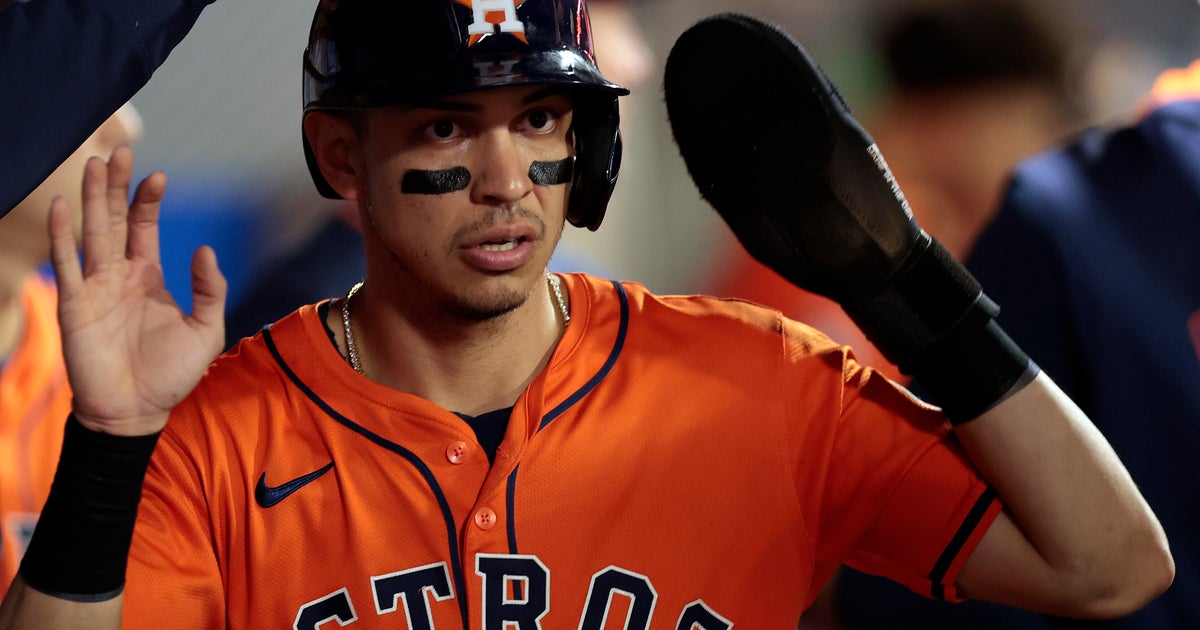 Astros score winning run on a wild pitch for a 3-2, 10-inning victory over Angels 