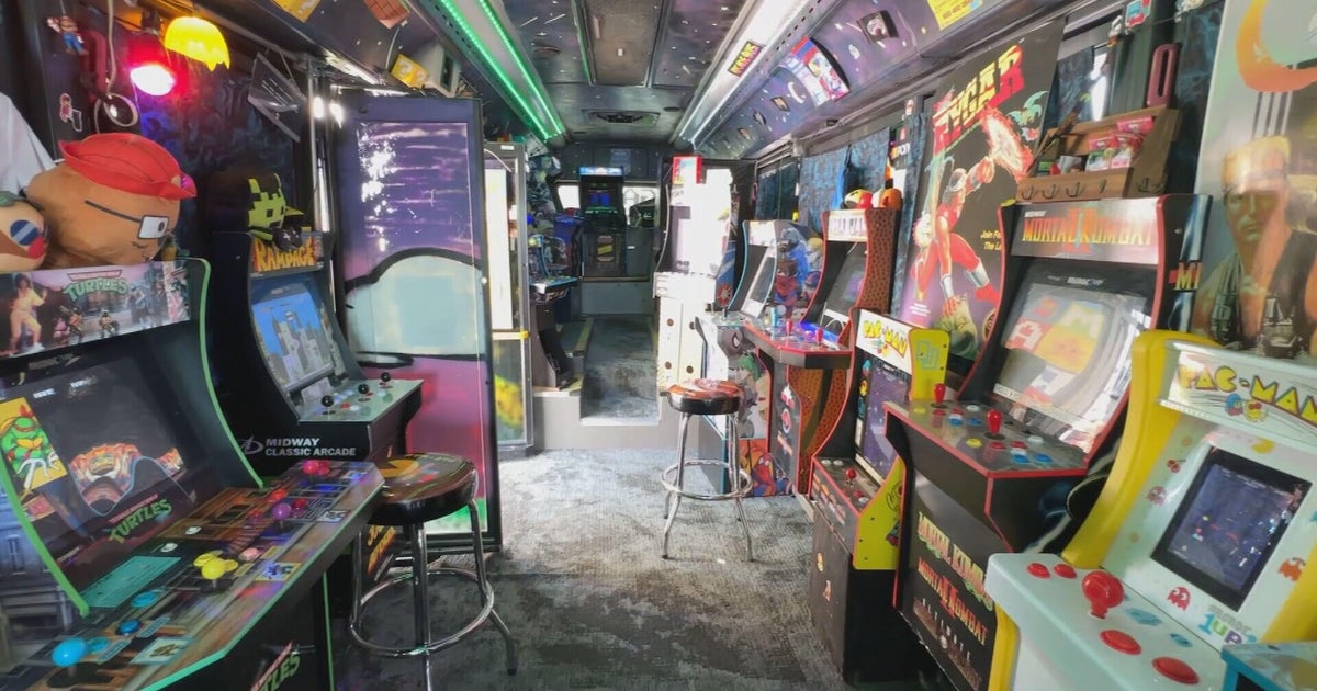 Arcade bus owner honors heroic good Samaritan Johnny Hurley 