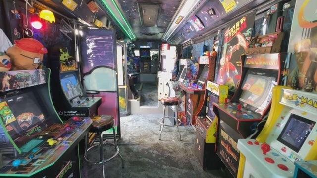 boss-battle-bus.jpg 