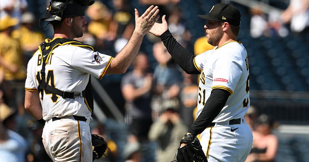 Pham and Horwitz lead Pirates past Rangers to prevent sweep 
