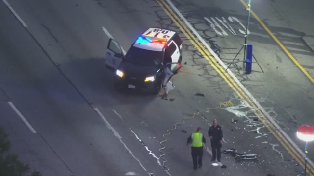 sb-405-freeway-crash.png 