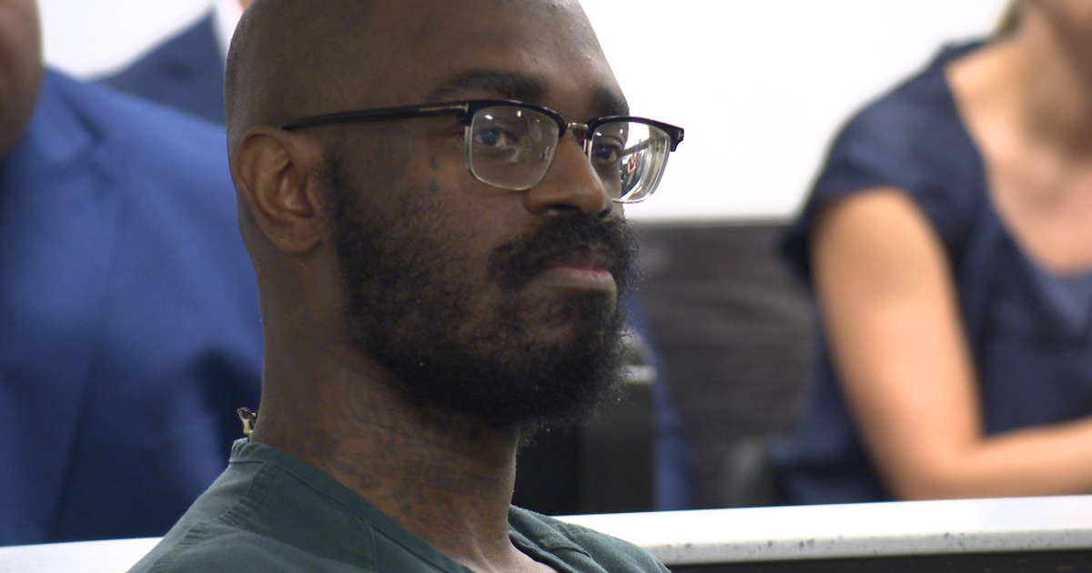 Hearing begins for suspect in murder of Detroit Dr. Devon Hoover 