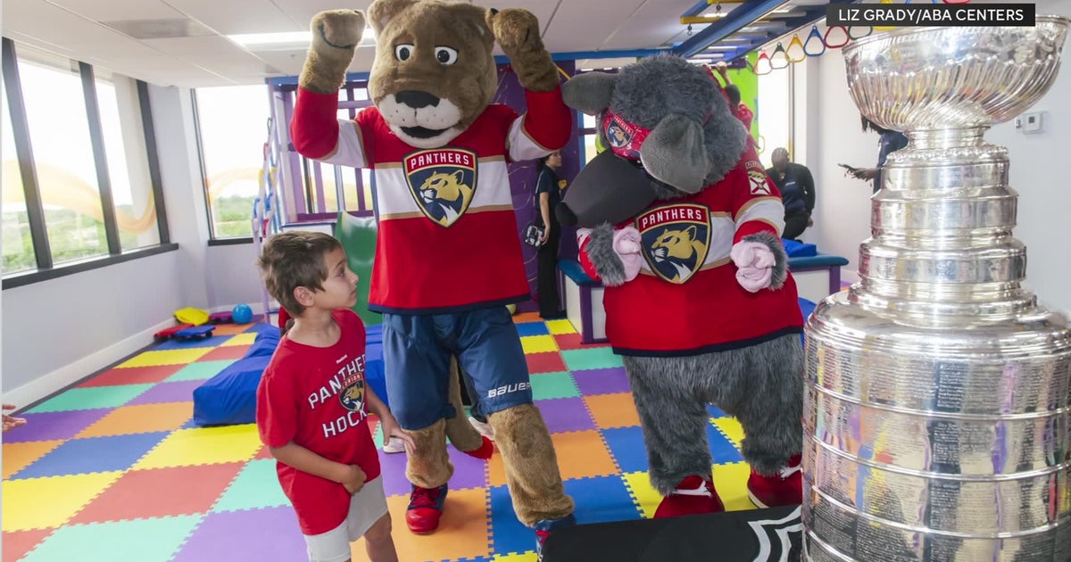 Stanley Cup surprise visit delights children at Boca Raton autism center