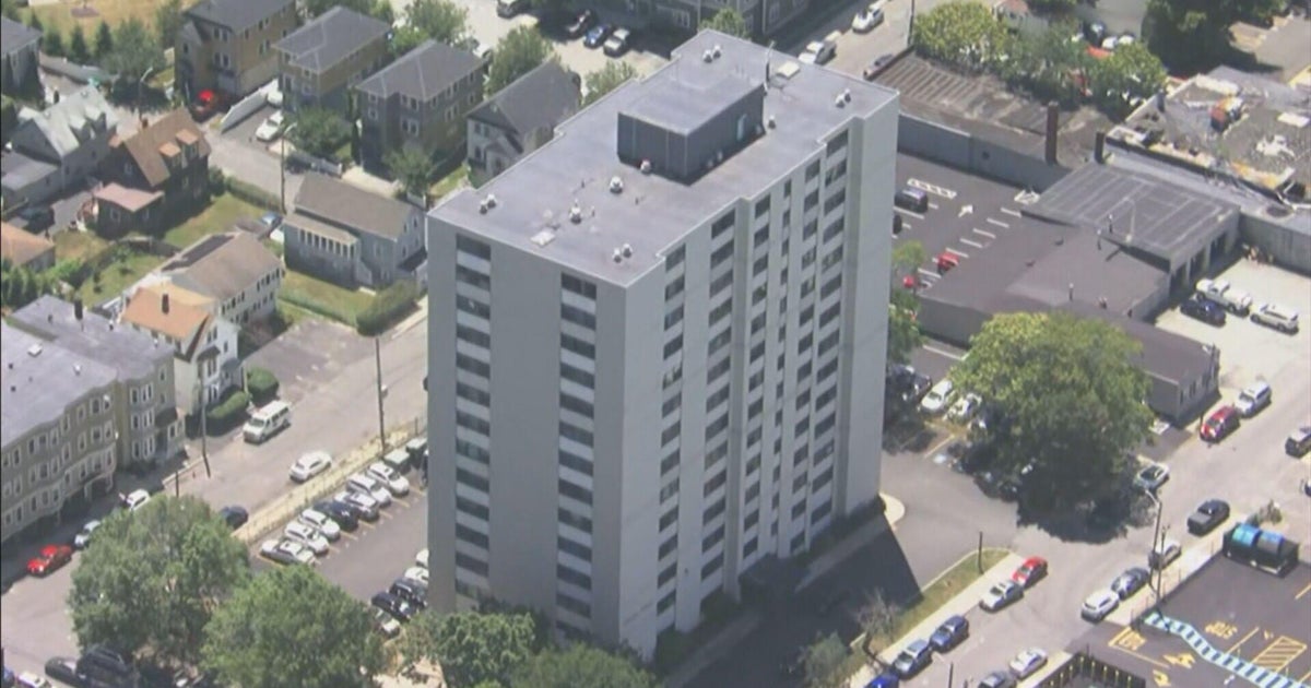 Residents in Lynn's Leisure Towers say they've been without air conditioning for nearly a month 