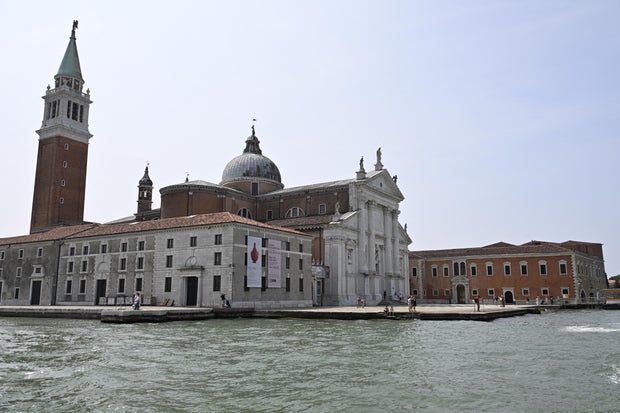 ITALY-WEDDING-BEZOS-VENICE