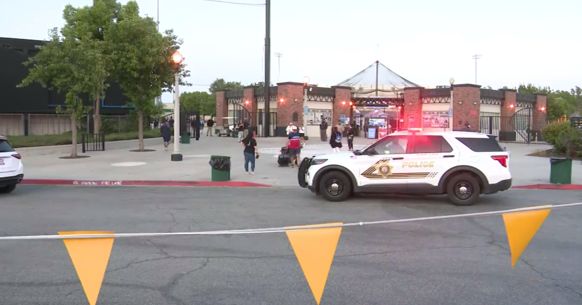 Crowds scatter from Big League Dreams in Chino Hills after reports of man armed with gun 