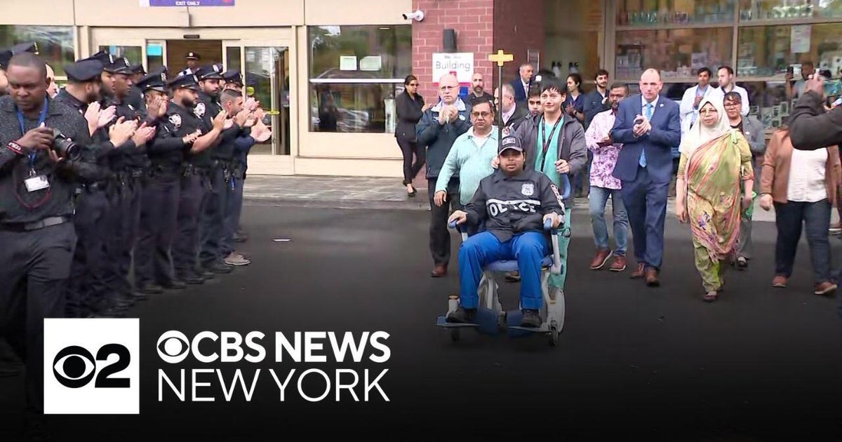 2nd suspect arraigned in brutal beating of off-duty NYPD officer - CBS ...