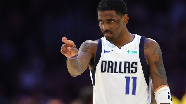 Dallas Mavericks v Los Angeles Lakers 