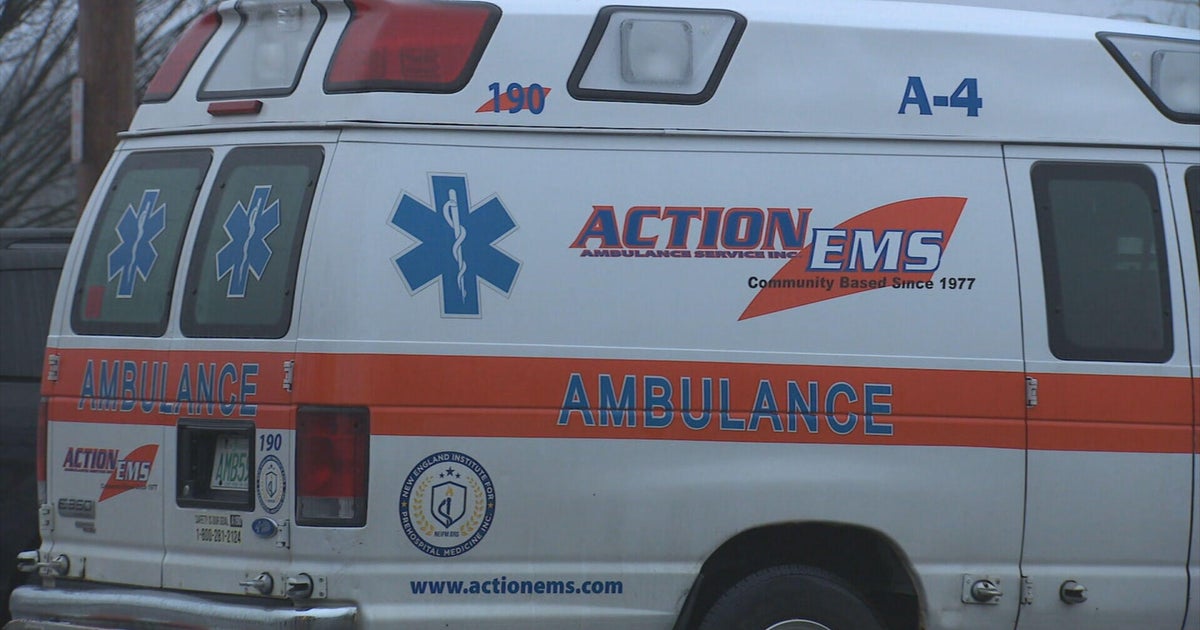 Mass. lawmakers weigh creating commission that would monitor EMS services 