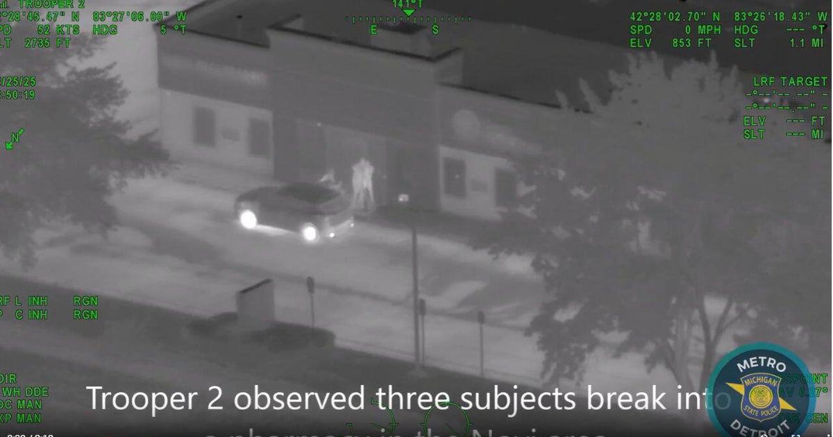Video shows Michigan State Police helicopter track pharmacy break-in suspects 