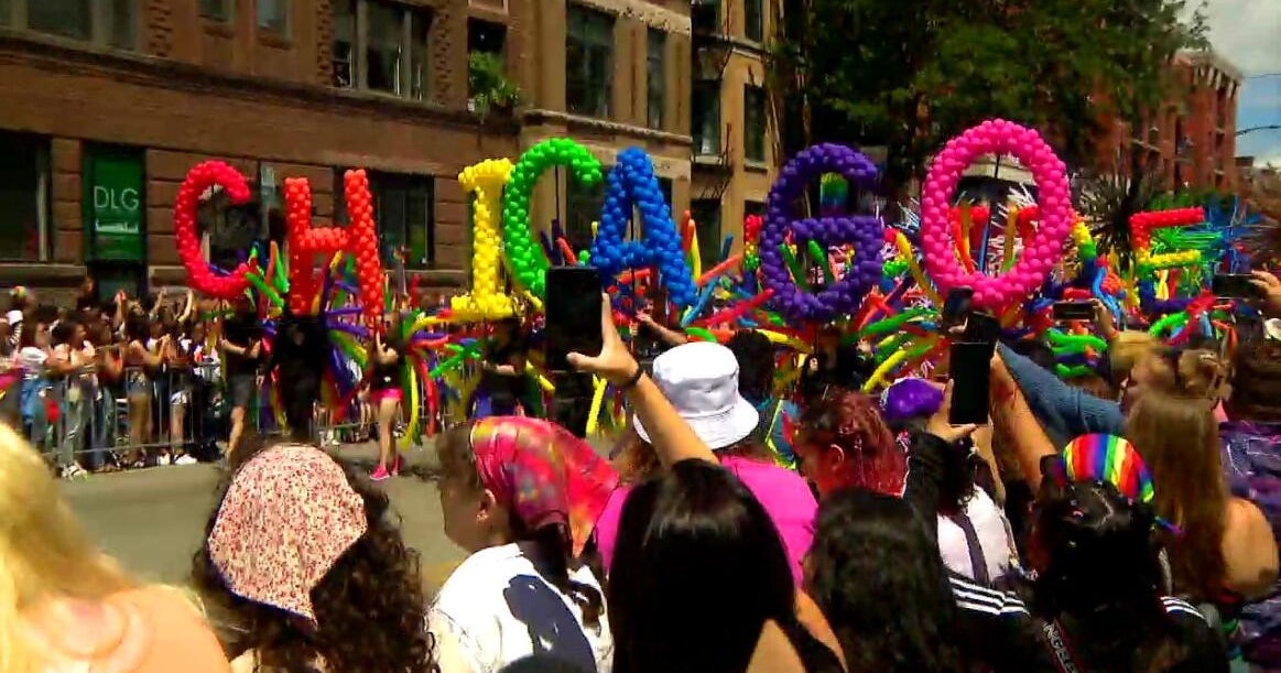 Hot forecast for Pride Parade has city urging crowds to stay hydrated 